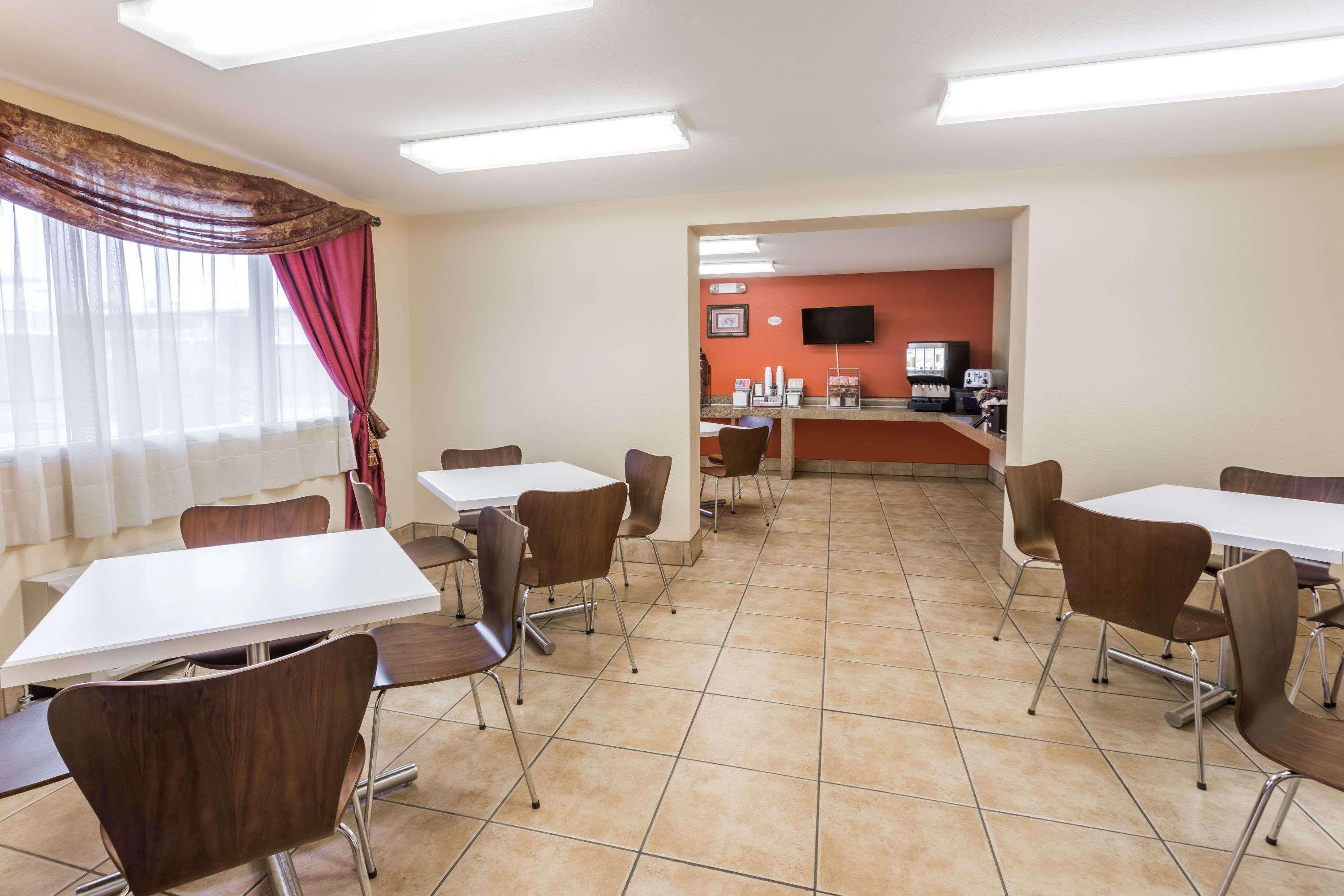 Motel Super 8 By Wyndham Baton Rouge/I-10 Extérieur photo